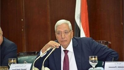 محافظ الدقهلية... وقف إصدار أي ترخيص لأرض ميت خميس لحين الفصل في القضاء بإلقاء الأسبوعي للمواطنين