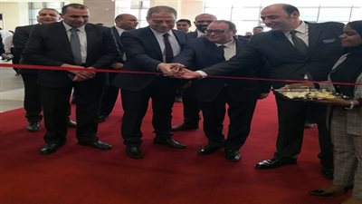 نائب وزير الكهرباء يفتتح معرض 