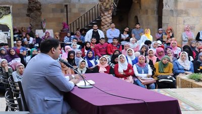 «حسين عبدالبصير»: مصر القديمة سبقت العالم في احترام وتقدير المرأة