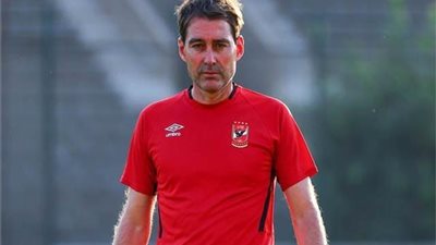 هذا المهاجم يطرق أبواب الأهلي.. تعرف عليه 