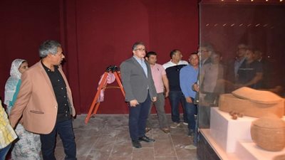 سكرتير عام محافظة البحر الاحمر ووزير الآثار يتفقدان مبنى متحف الغردقة الجديد