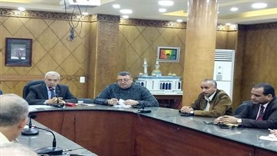 عجلان يجتمع بمسؤلي التعليم الابتدائي بالادارات 