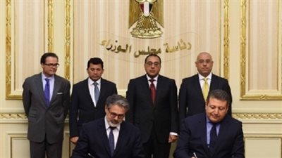 رئيس الوزراء يشهد توقيع ٣ اتفاقيات تعاون