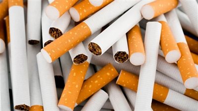 الحكومة تحسم الجدل بشأن رفع أسعار السجائر 