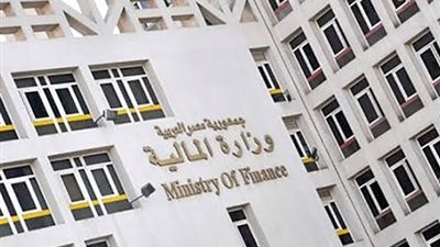 المالية تكشف حقيقة إخضاع محادثات السوشيال ميديا للضرائب