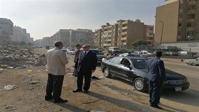 محافظ القاهرة: إيقاف مدير الاشغالات ورئيس فرع هيئة النظافة بحى شرق مدينة نصر عن العمل 