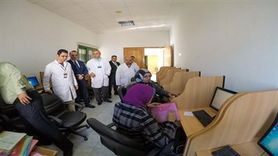مستشفى التأمين الصحى بالسويس تستقبل ممثلة منظمة الصحة العالمية