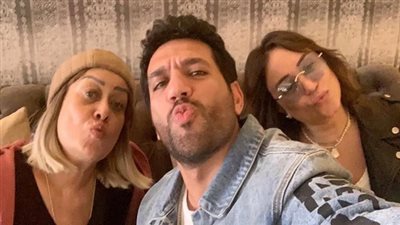 فنانة شهيرة تشعل الجدل على السوشيال.. هذا ما فعلته