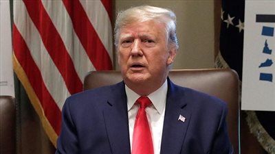 عزل ترامب.. بيلوسي تتخذ خطوة جديدة لإقالة رجل البيت الأبيض