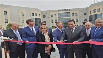 وزير التعليم العالي يفتتح فرع جامعة هيرتفوردشاير بالعاصمة اﻹدارية