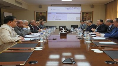 وزيرا النقل والمالية: تطوير العمل بالموانئ والتحول إلى النافذة الواحدة تدريجيًا لتقليل زمن الإفراج