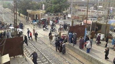 شرطة النقل تغلق 100 معبر غير قانوني.. وضبط 3 آلاف بائع متجول