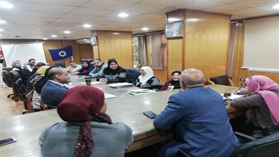 وكيل صحة السويس يعقد إجتماعاً لمناقشة سير العمل بالوحدات الصحية