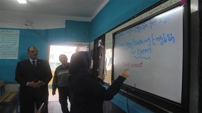 السروي يتفقد مدي إستعداد المدارس الثانوية بالسويس للإمتحانات الإلكترونية