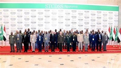 وزير الدفاع يترأس الإجتماع العادى الثانى عشر للجنة الفنية المتخصصة للدفاع والسلامة والأمن