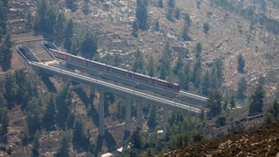 إسرائيل تفتتح أول سكة حديد مباشرة بين تل أبيب والقدس.. تفاصيل