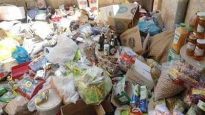 الداخلية تضبط أطنان سلع غذائية فاسدة قبل رأس السنة