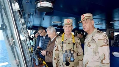 وزير الدفاع يشهد حفل انتهاء فترة الإعداد العسكرى لطلبة الكليات العسكرية