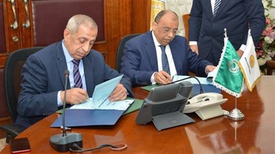 توقيع بروتوكول تعاون بشأن تخطيط وتنفيذ حملة الاكاديمية خضراء 