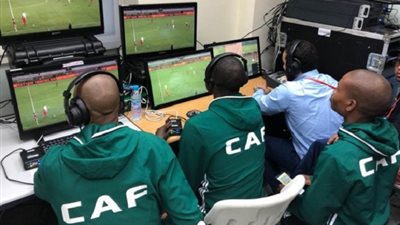 اتحاد الكرة يوقع رسميا عقود تطبيق الـvar مع شركة إسبانية