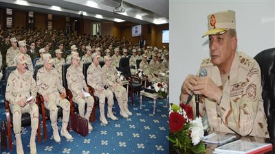 وزير الدفاع يلتقى بخريجى الدفعة الأولى من كلية الطب بالقوات المسلحة