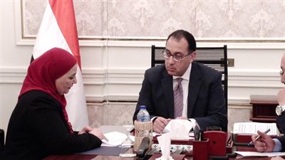 تكليف جديد لرئيس الحكومة بشأن ملفات التأمينات والضرائب على المصانع المتعثرة