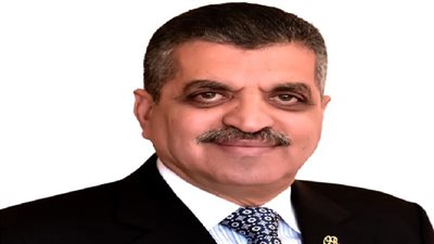 الفريق أسامة ربيع: 