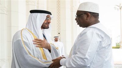 مباحثات محمد بن زايد مع رئيس السنغال 