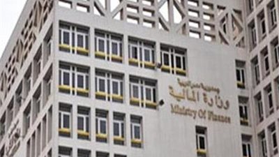 المالية تقترض 42 مليار جنيه من البنوك
