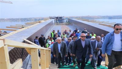 وزير النقل يعلن البدء في ازدواج المسافة من الأقصر حتى أبوسمبل لمواجهة حوادث الطرق 