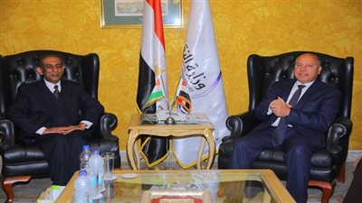 وزير النقل يبحث مع سفير الهند دعم التعاون المشترك في مجالات النقل المختلفة