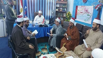 وكيل أوقاف السويس يشدد علي التزام الأئمة بأداء الدروس والقوافل والأمسيات الدعوية