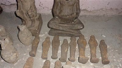 إحباط بيع 442 قطعة أثرية من العصر البيزنطى والرومانى