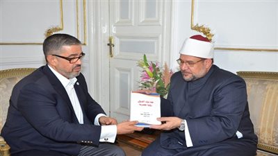 وزير الأوقاف وكبير مستشاري البرلمان الدولي يناقشان وثيقة القاهرة للمواطنة وتوصيات مؤتمر فقه بناء الدول