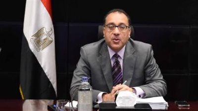 رئيس الوزراء يتلقى تقريرا بشأن التعامل مع متضررى منطقة الزرايب