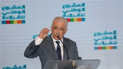 التعليم تطلق المشروع الوطنى للقراءة بالتعاون مع مؤسسة البحث العلمى الإماراتية