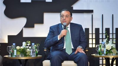 رئيس الوزراء يرأس إجتماع المجموعة الاقتصادية