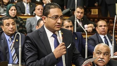 اقتراح بشأن تعميم قياس درجة الحرارة للموظفين قبل دخول مقر العمل