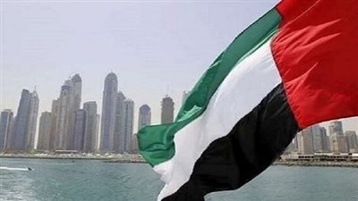 الإمارات تمنع مواطنيها من السفر إلى الخارج
