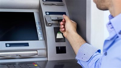 الصحة توضح تعليمات التعامل مع ماكينات الصراف الآلي للوقاية من كورونا