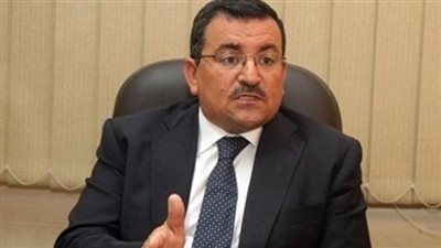 الحكومة تقرر مد تعليق حركة الطيران لمدة 15 يوما إضافية