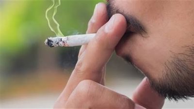 ماذا يحدث للمدخنين إذا أصيبوا بكورونا.. فيديو