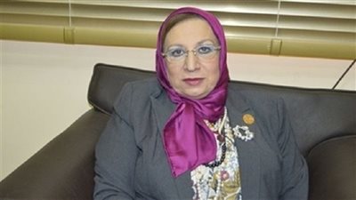 اقتراح برغبة بفرض استخدام الكمامات بالمناطق العامة والتجمعات لمدة سنة