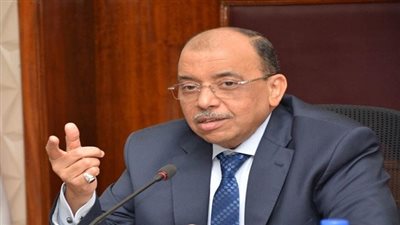 وزير التنمية المحلية يتابع إزالة التعديات على أراضى وأملاك الدولة