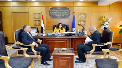 محافظ دمياط تستقبل مدير مديرية التربية والتعليم الجديد