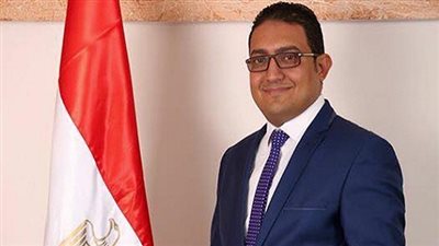 طلب إحاطة لإغلاق أسواق الملابس والسلع البعيدة عن الاحتياجات اليومية