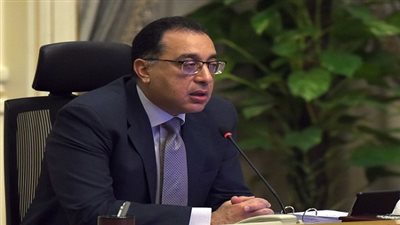 رئيس الوزراء يتحدث عن موعد انتهاء مشروعات الطرق بالجمهورية