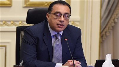 رئيس الوزراء يكلف المحافظين بإغلاق كافة الحدائق والشواطئ وأماكن التجمعات