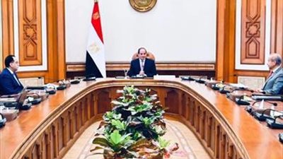 السيسي يوجه بمواصلة جهود التنمية بسيناء والاهتمام بالتجمعات البدوية السكنية