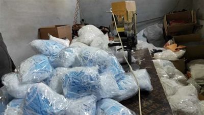 ضبط 2512 مطهر وقفاز كورونا مجهول المصدر فى الجيزة